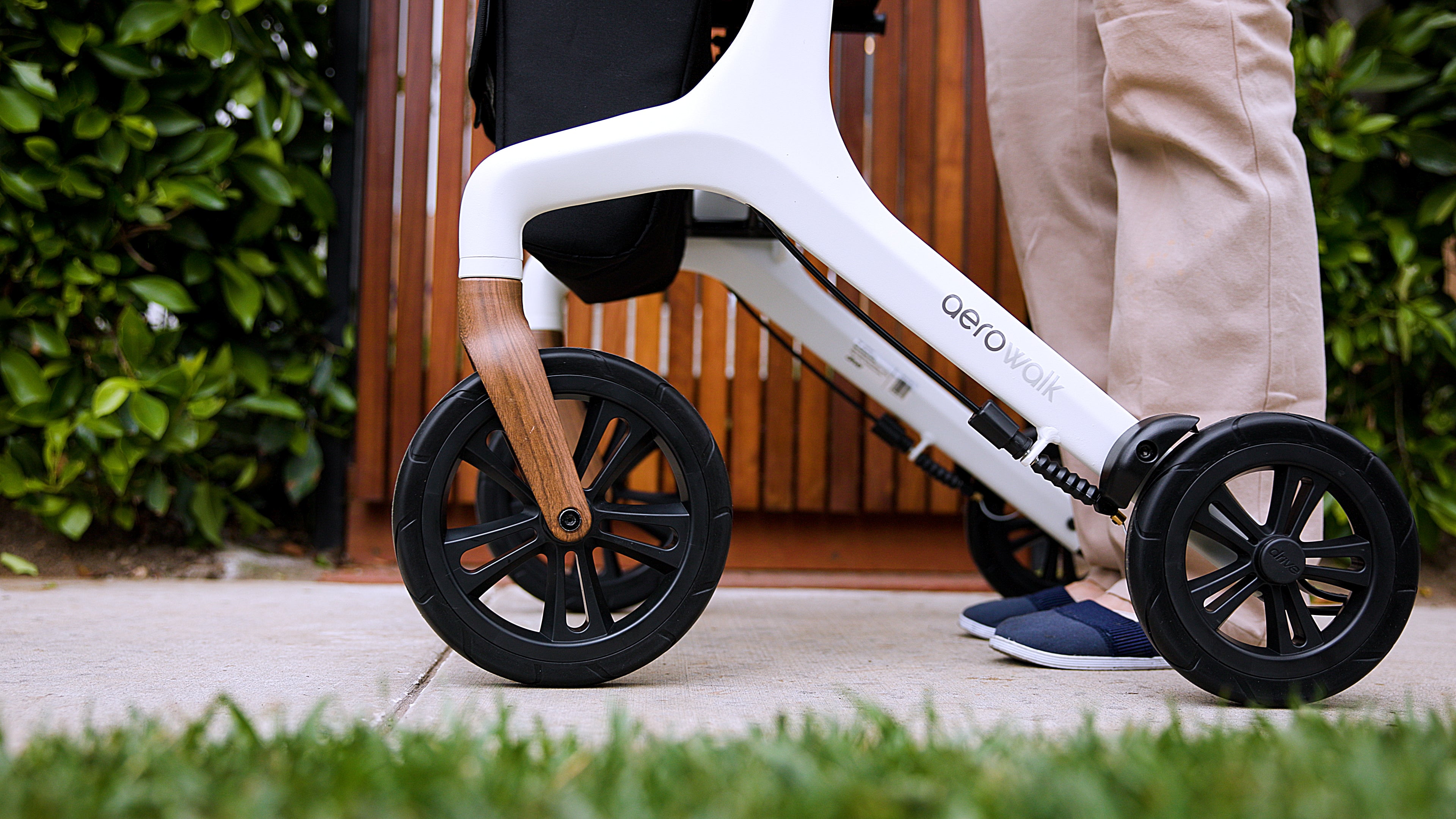 Aerowalk Rollator Standard White