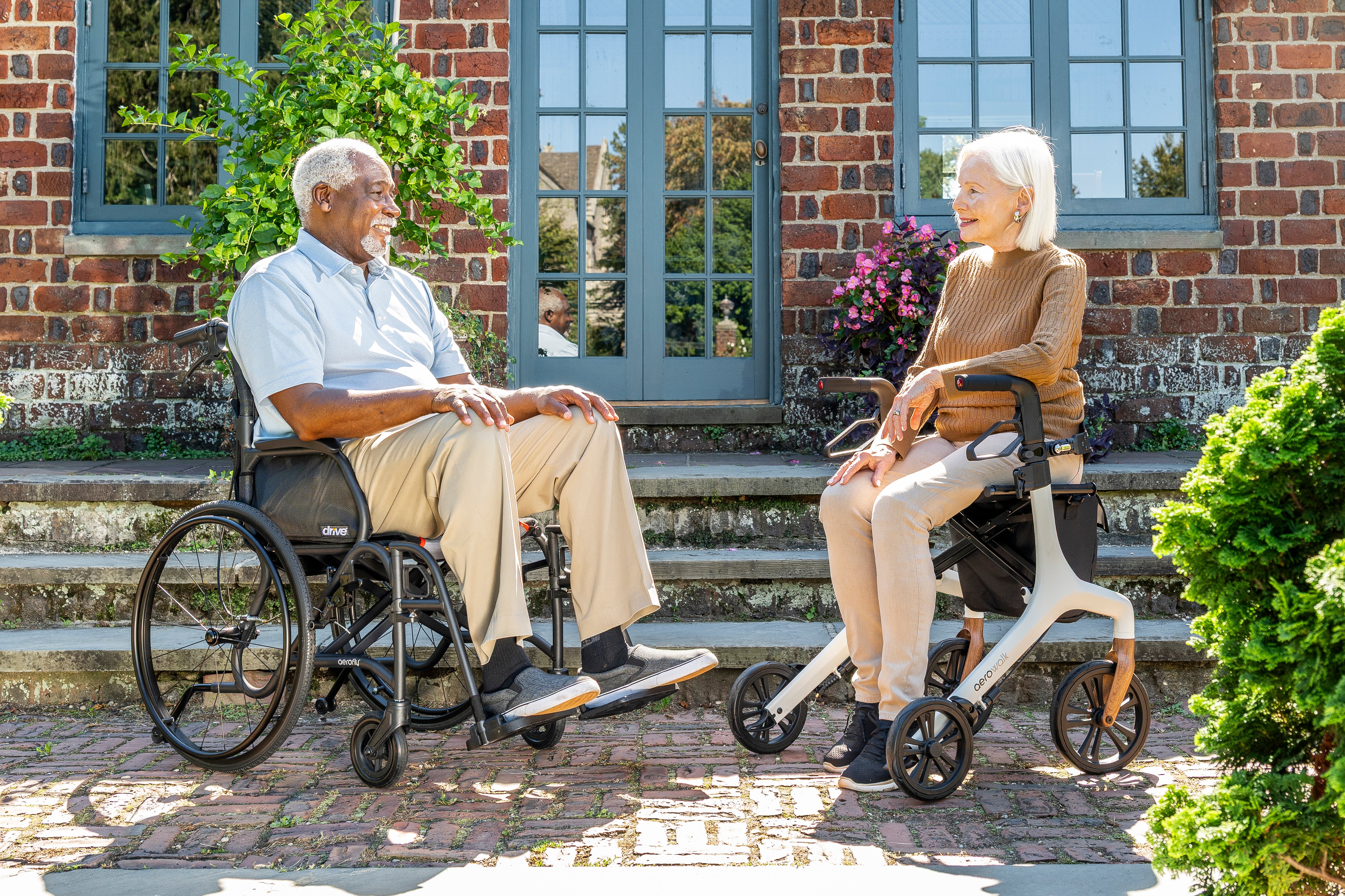 Aerowalk Rollator Standard White