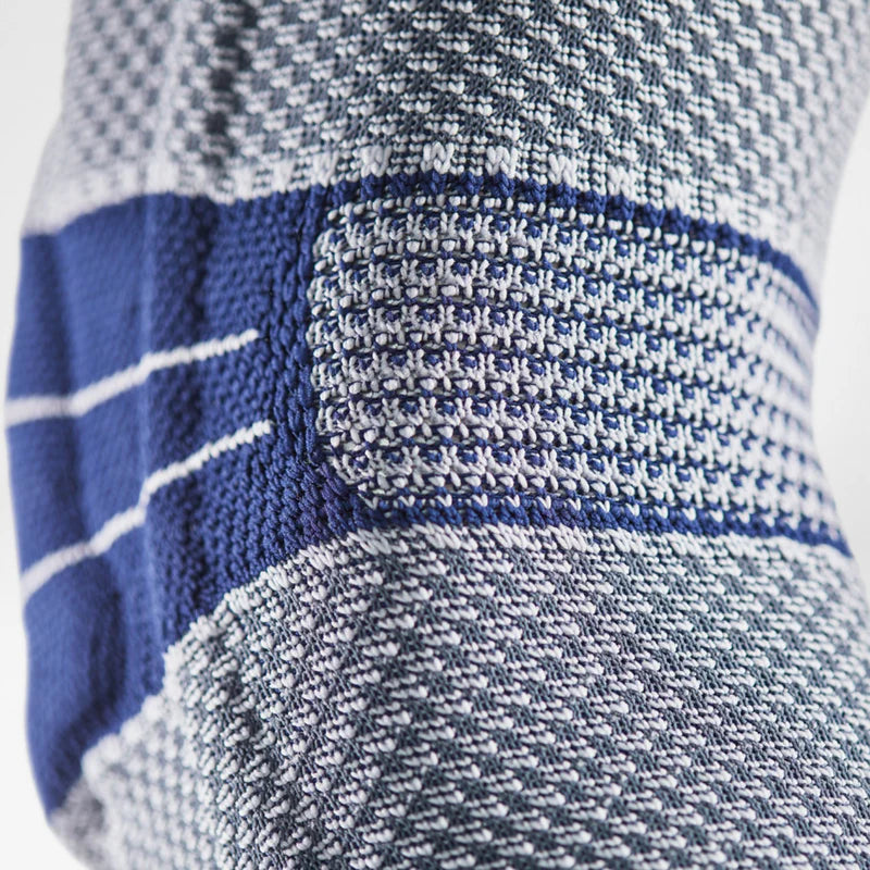 Bauerfeind GenuTrain Comfort Knee Brace Size 3 (17¼ - 18½") Above Knee (13½ - 14½") Below Knee
